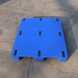 Fujian Fuzhou industrial heavy cargo plastic pallet can be added with steel pipe shelf card plate thickened plane forklift card plate