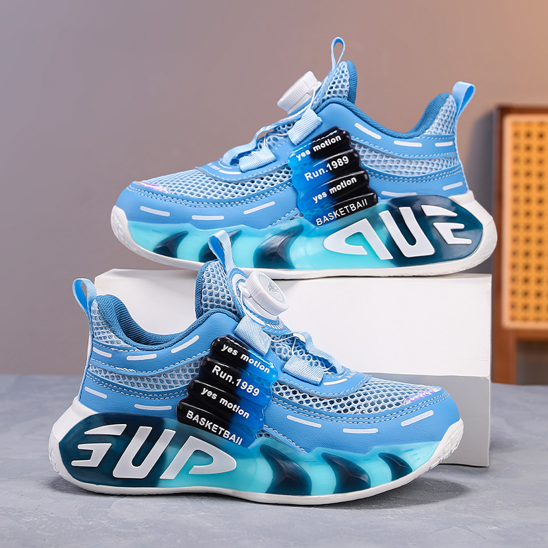 Calzado deportivo para niños, malla de verano, transpirable 2025 nuevos zapatos de red para niños, zapatos para correr de suela suave antideslizantes para niños grandes