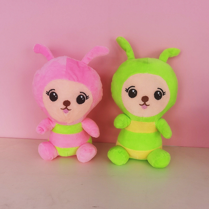 Fábrica al por mayor de 8 pulgadas máquina de agarre muñeca muñeca boda lanzamiento anillo de regalo muñeca puesto de peluche boutique de juguetes de peluche