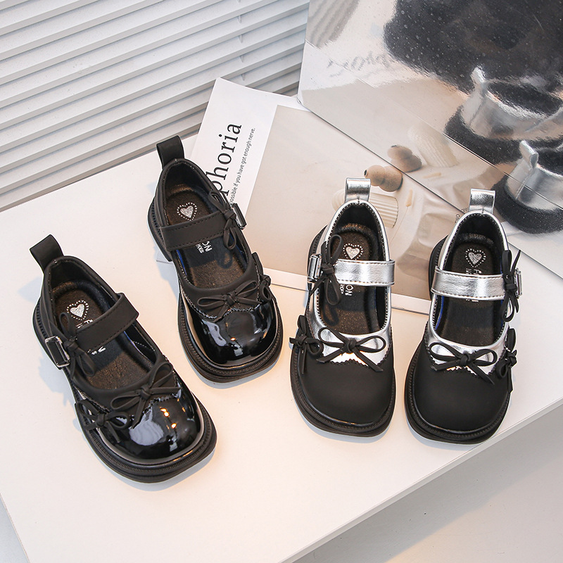 Zapatos de cuero de niñas para niños princesa marizhen zapatos solos de primavera y otoño 2026 nuevos zapatos de estudiantes de suela blanda zapatos de rendimiento para niños grandes
