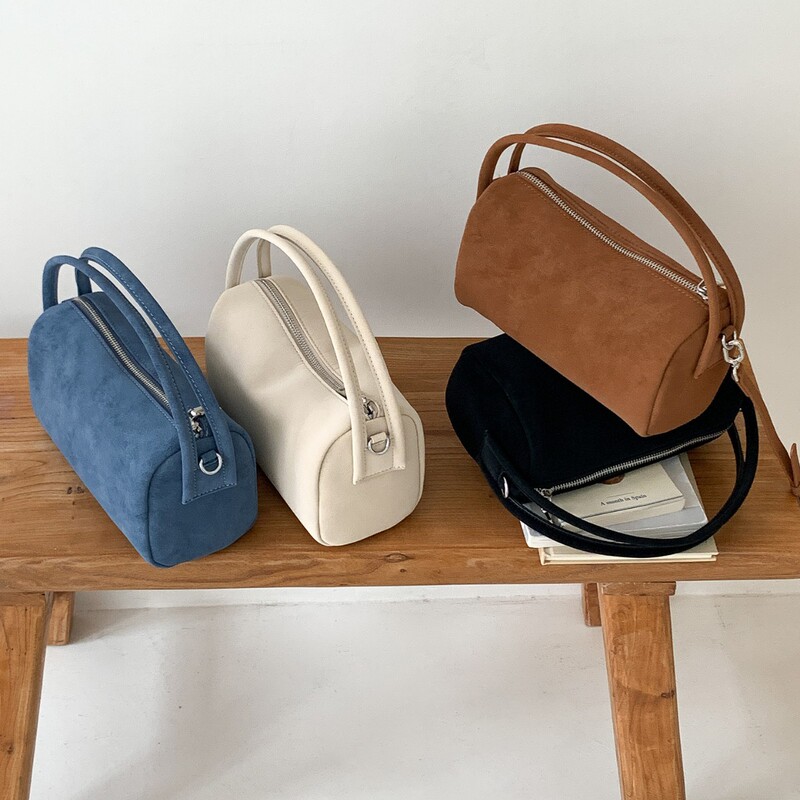 2025 New Autumn and Winter Suede Pillow Bag Women's Crossbody Niche High-End Simple Versatile Handbag Small Tote Bag 2025 New Autumn and Winter Suede Pillow Bag Women's Crossbody Niche High-End Simple Versatile Handbag Small Tote Bag