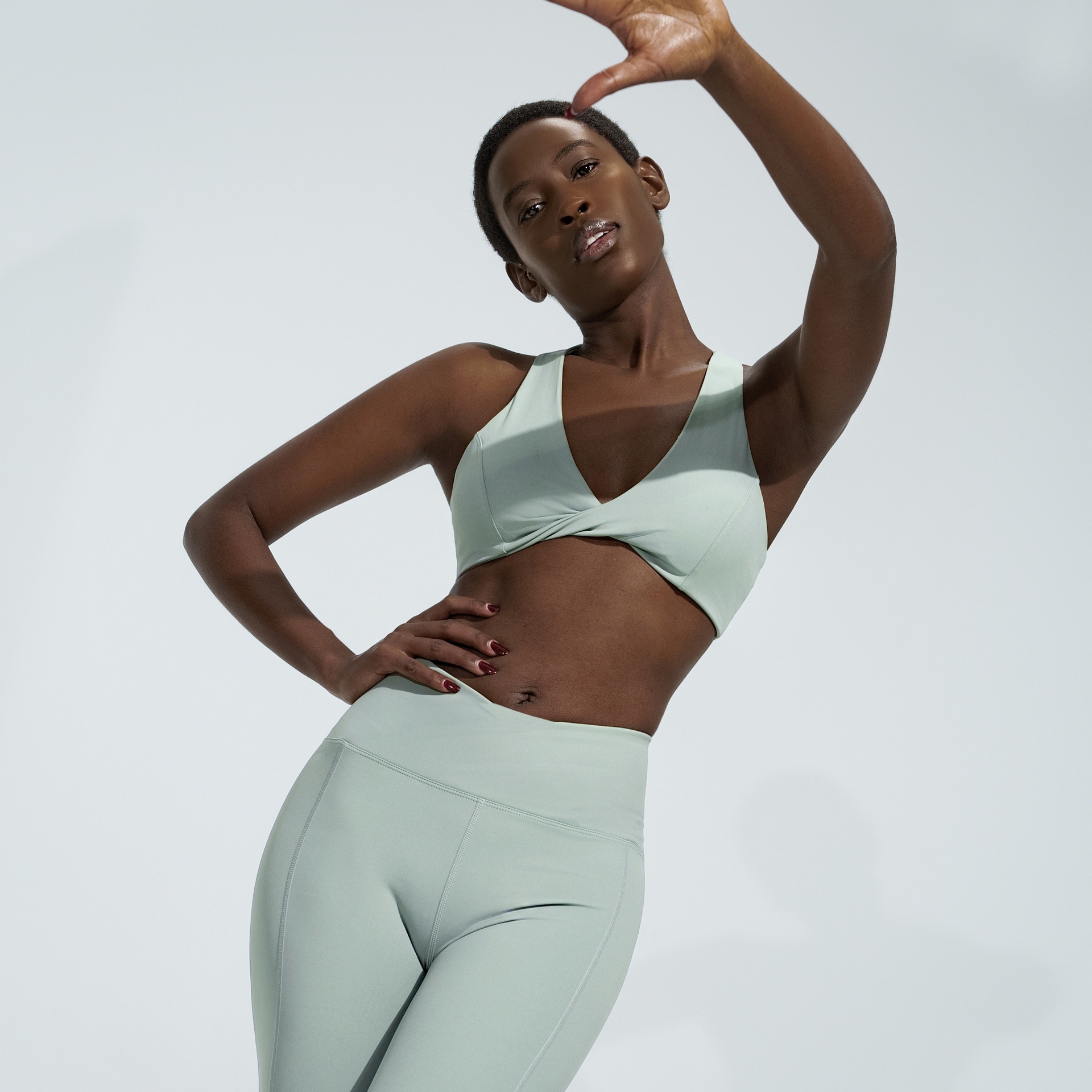 Cross-border ins nueva sensación de desnudez ropa interior deportiva casual para mujeres sujetadores de yoga ajustados y rápidos para correr ropa de fitness