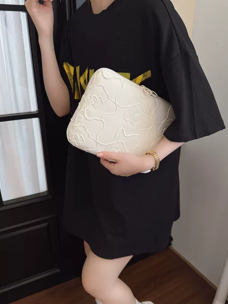 Embroidered Flower Tablet Bag Multi-size Inner Sleeve Bag Unisex Laptop Protective Case Pink Black