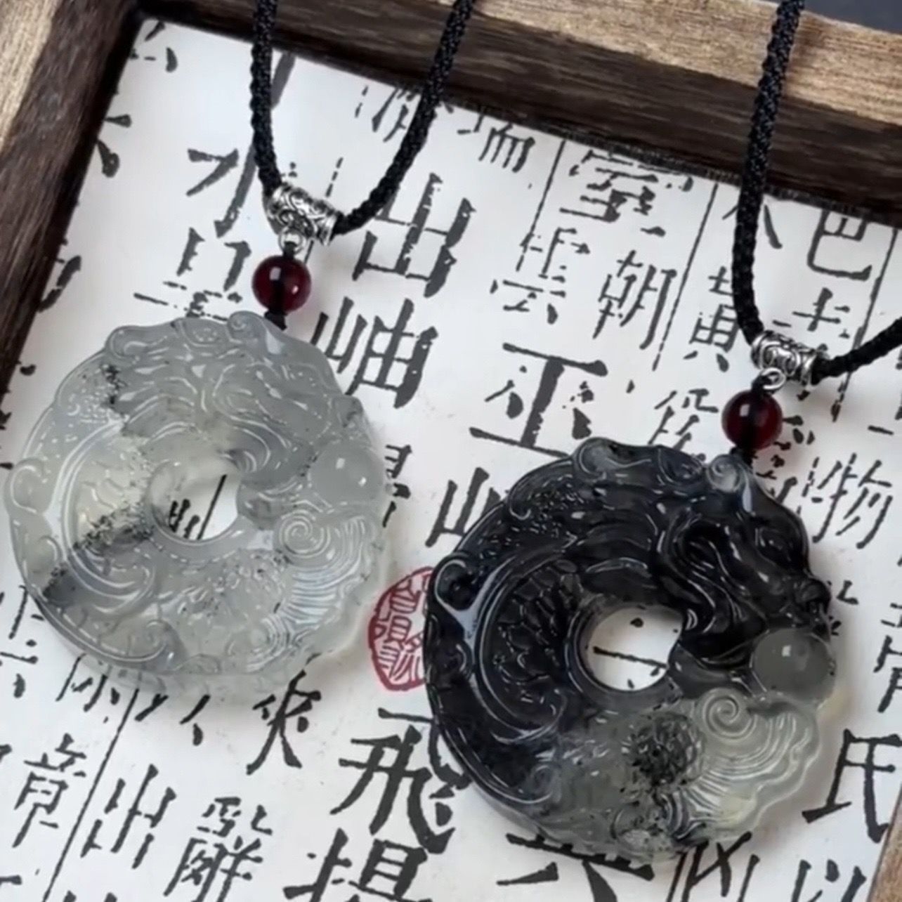 ink painting dragon and phoenix necklace men and women safe and sound light luxury high-end all-match clavicle new fashion special-interest ornament