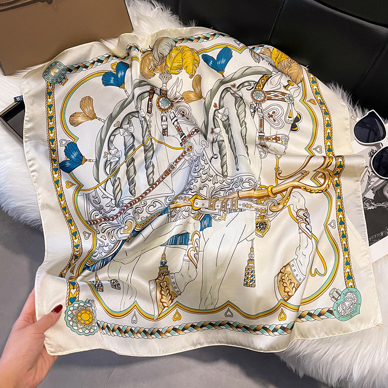 新商品の小さい方の巾70cm韓国のサテンの方の巾のシルクの女性の装飾の小さいマントは首を囲んで多くの卸売りをします。|undefined