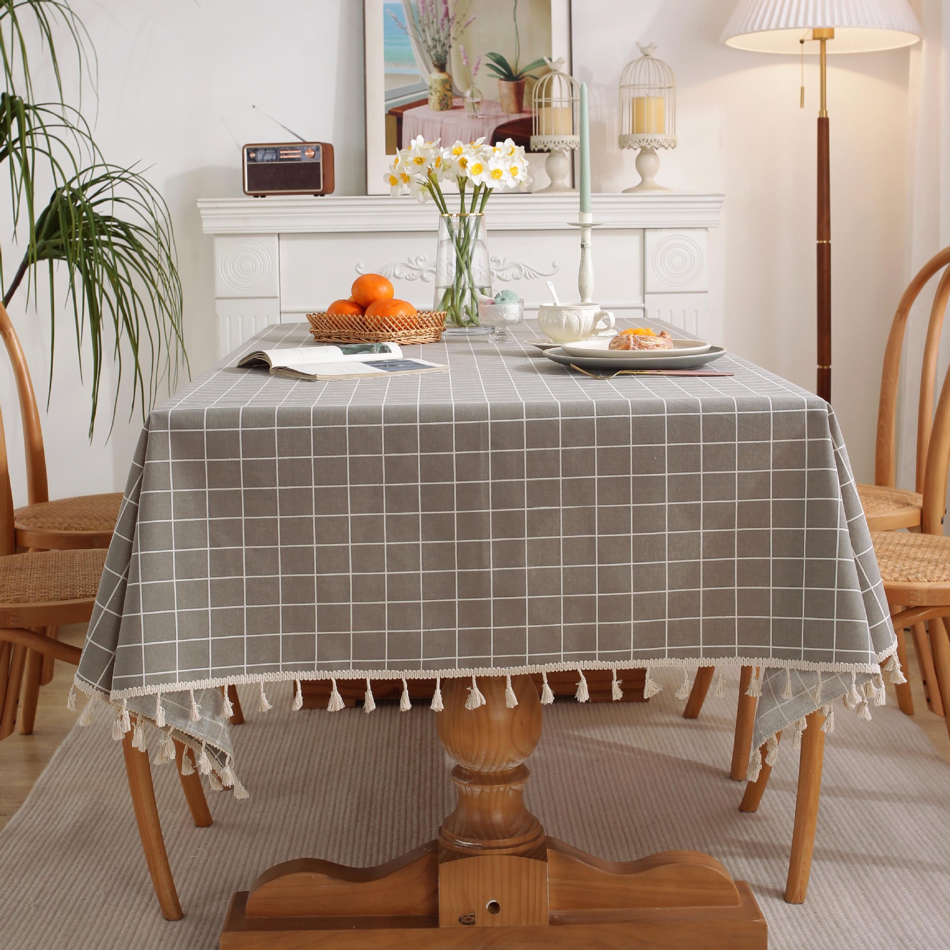 회색 체크 베이지 색 술