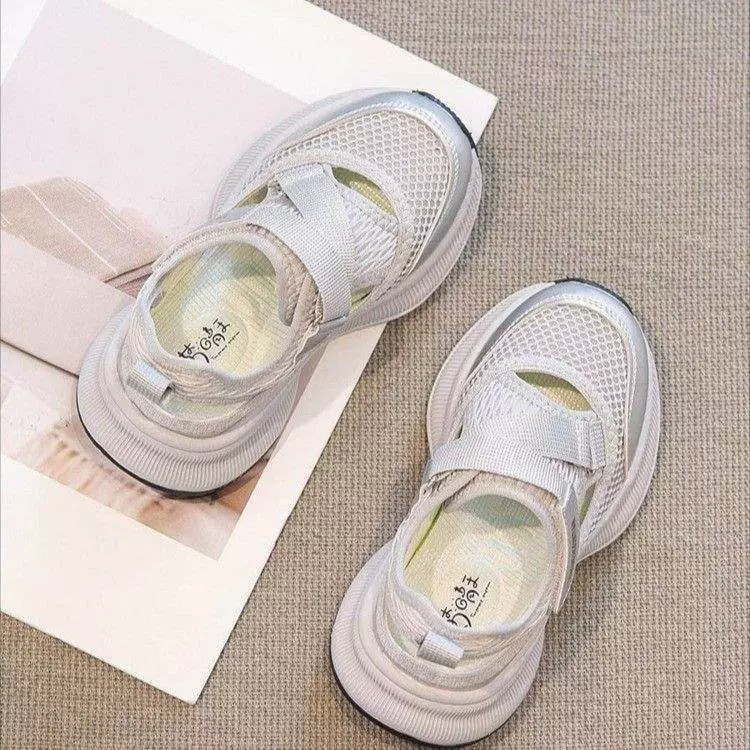 2025 Новые спортивные туфли для девочек Весна-Лето Детские повседневные сандалии Мягкая подошва Белые туфли для девочек Детская обувь