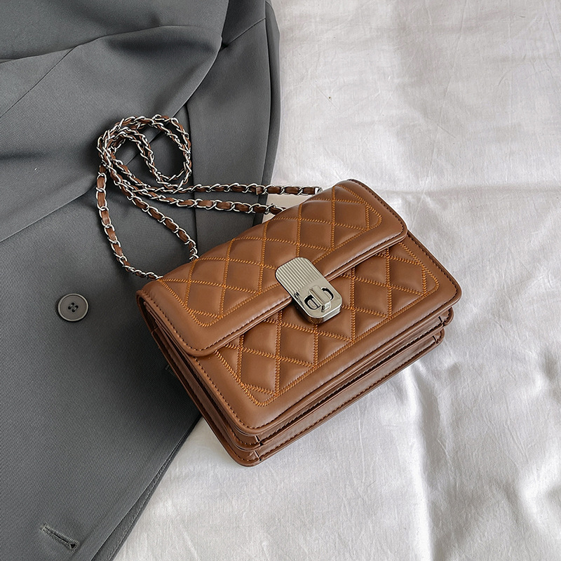 Bolso de cadena de rombos de fragancia pequeña mujer 2024 verano versión coreana ins moda simple bolso cuadrado pequeño bolso de mensajero de sentido avanzado