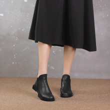复古牛皮大码短靴2023秋季新款中跟短筒圆头粗跟靴子时尚简约女靴