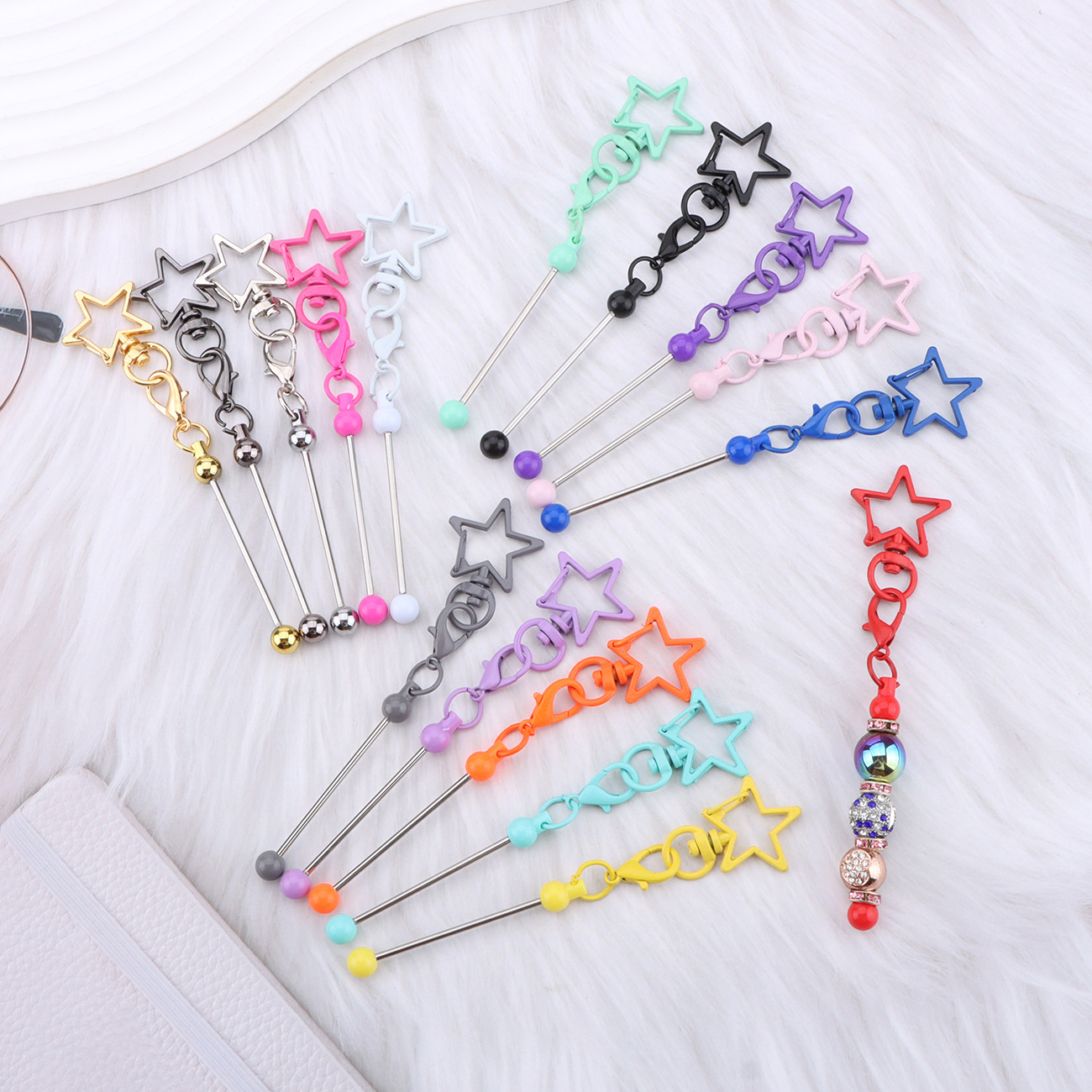 New Creative DIY Beaded Five-Pointed Star Shape Keychain Bag Pendant Metal Beaded Keychain Ready for Sale