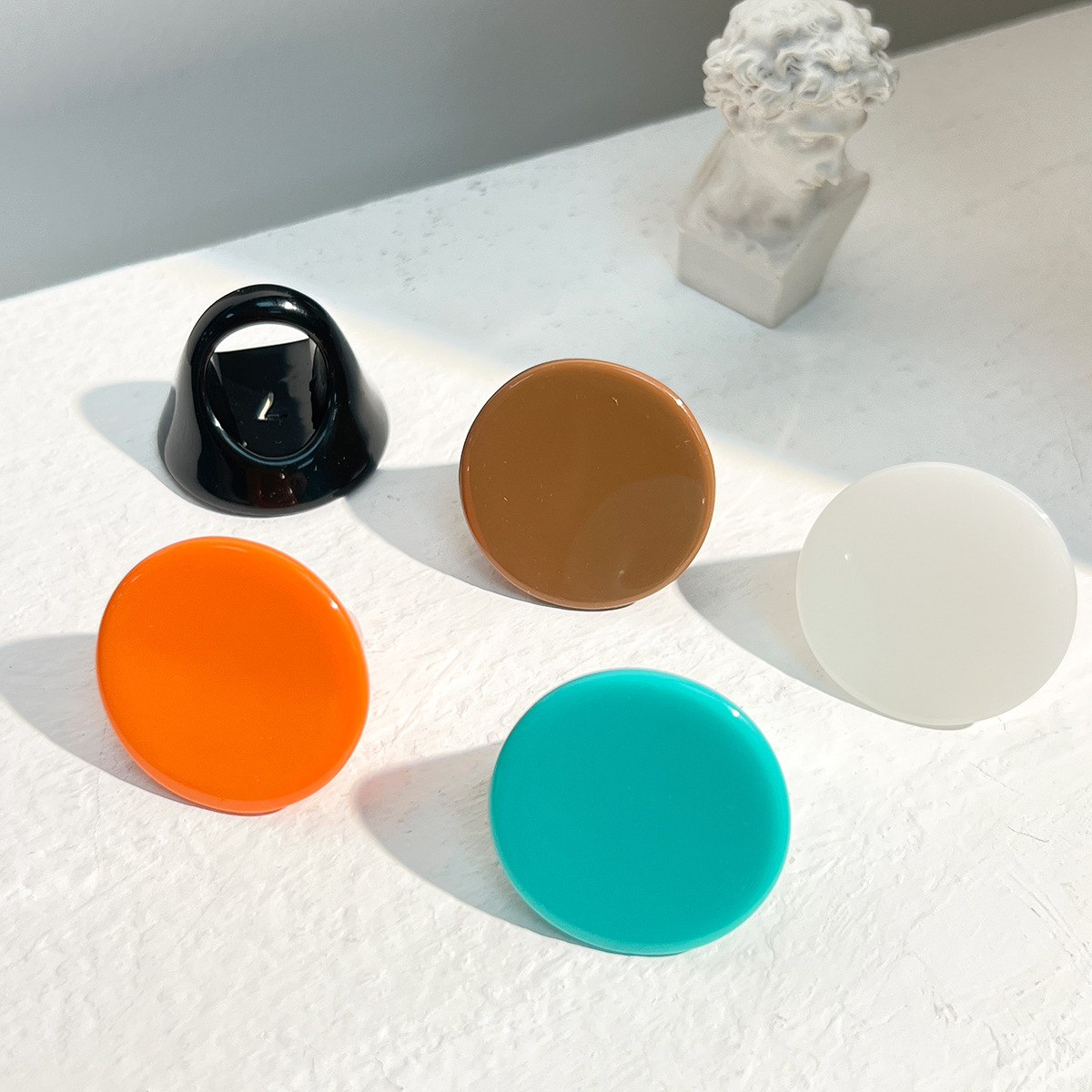 Yuyu Autumn and Winter Round Head Geometric Round Resin Ring Ins European and American Black and White Combination Ring Finger Ring for Women