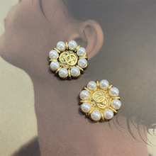 新款小香珍珠合金饰品气质复古大衣纽扣包包配饰简约耳饰项链材料