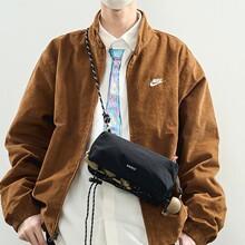 �������e�ٴ�б���Ů�¿���ӆμ���\���֙C���ɷ�ˮƿ��