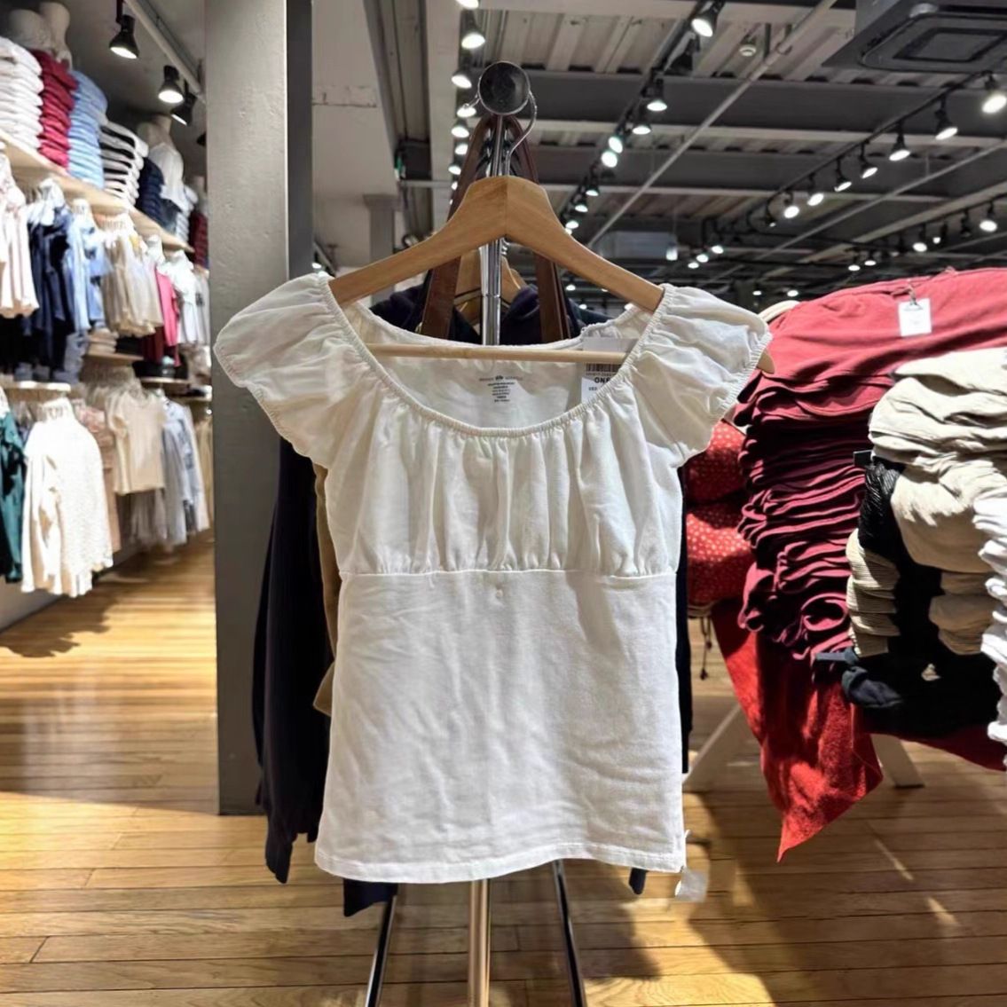 BM Style New American Style Design Sense Pleated T-shirt Women's Bm Pure Desire Style Slim-fit Short-sleeved All-match Top Trendy