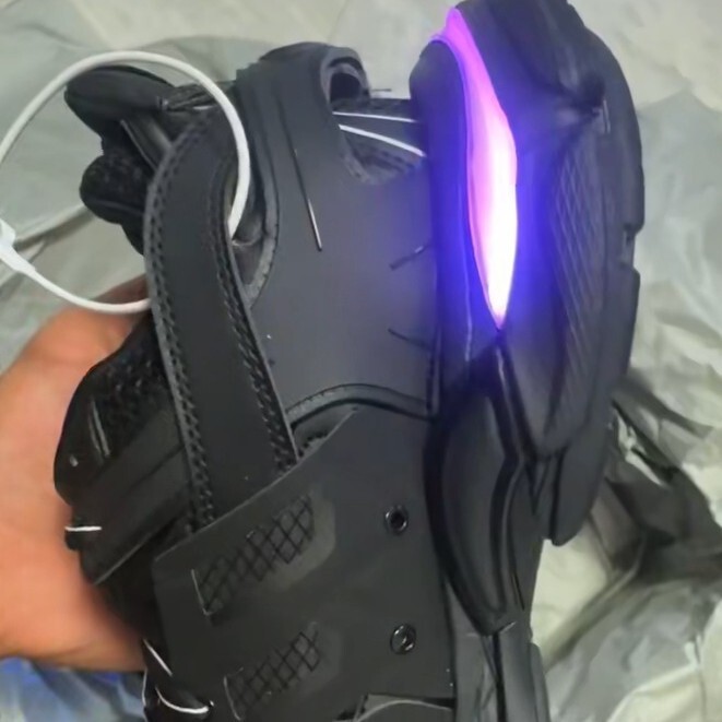Paris Ok Version Paris Sports Casual Shoes for Spring and Autumn with Lightweight Round Toe and Lace-Up Design, 3.0 Led Version Men's Shoes