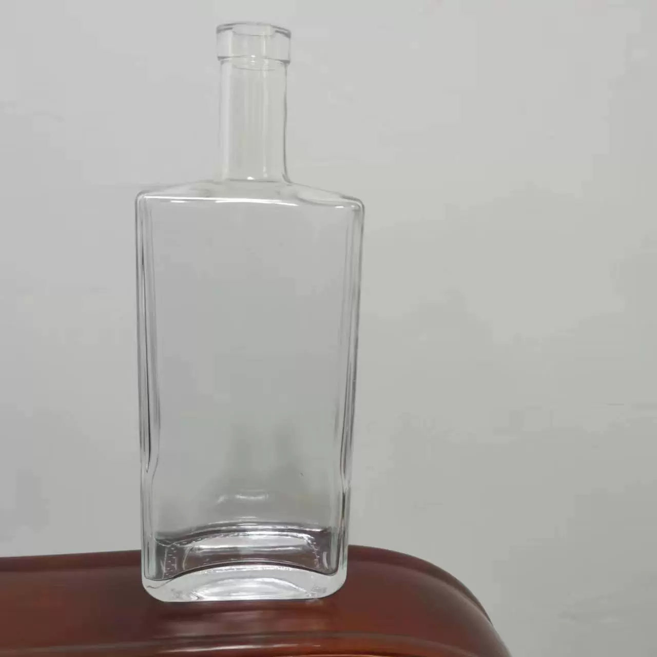 晶白料酒瓶750ml装加厚玻璃酒瓶自酿酒瓶创意密封白酒空瓶包装