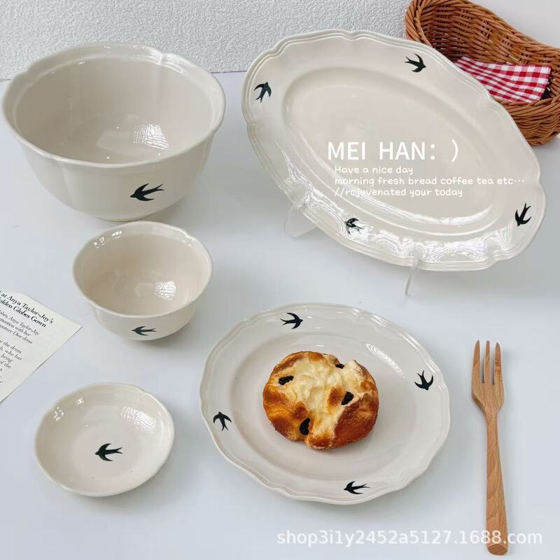 French Retro Bowls and Plates Tableware Swallow Relief Hand-Painted High-End Household Ceramic Underglaze Color Bowls and Plates Combination