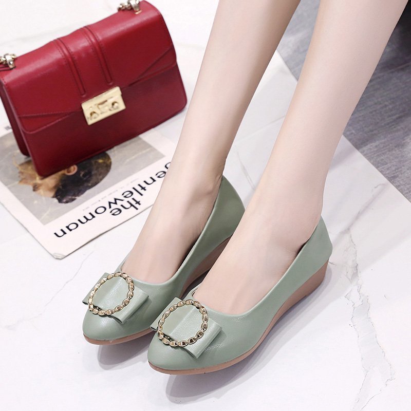 Women's Elegant Pointed Toe Wedge Loafers With Soft Slip-on Sole_voghion.com