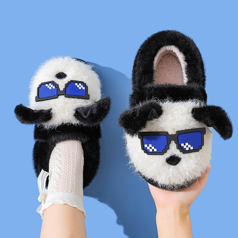 Zapatillas de algodón para mujeres otoño y invierno 2025 nuevas parejas de interiores antideslizantes cálidas bolsas lindas zapatos de algodón de tacones para hombres