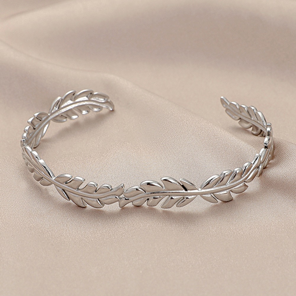 12g Weight Bangle Classification 1 Piece Quantity Daily Occasion Stainless Steel Material Geometric, Eye Pattern Unisex Gender Plating Design Simple Style Style Geometric Eye Stainless Steel Simple Style Bangle 68