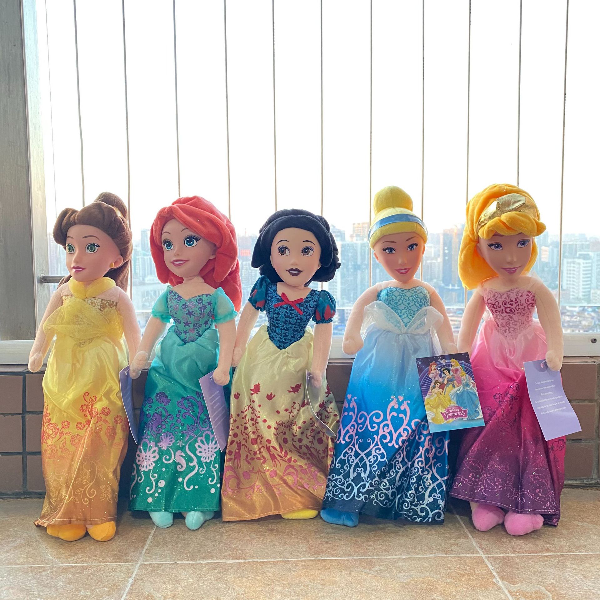 厂家 迪士尼公主系列毛绒玩具布娃娃白雪公主灰姑娘玩偶公仔礼物