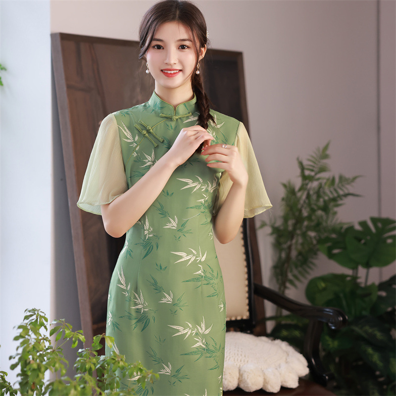 Chinese Dress Oriental Qipao For Women feifei sleeve in the prosperous satin long cheongsam young girl pure and fresh and the literature of the republic of China wind cheongsam