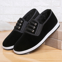 冬季新款加绒加厚男鞋保暖防滑中老年棉鞋休闲一脚蹬老北京布鞋