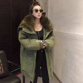 欧货大毛领派克服女2025冬季新款宽松中长款加厚工装羽绒服外套