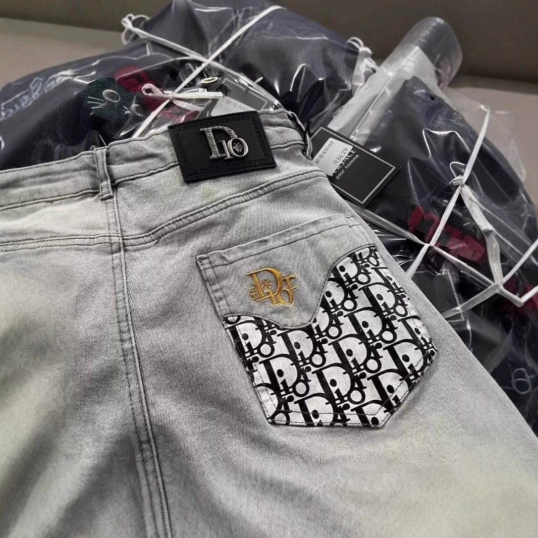Джинсы, небольшие штаны, slim fit, с вышивкой, интернет-знаменитость