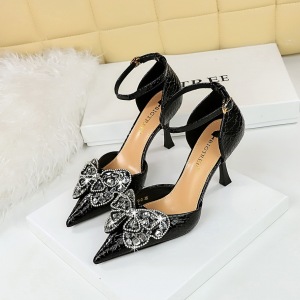 8323-H23 European and American Banquet Women's Shoes High Heels, Shallow Mouth, Pointed Head, Hollow Straight Line 