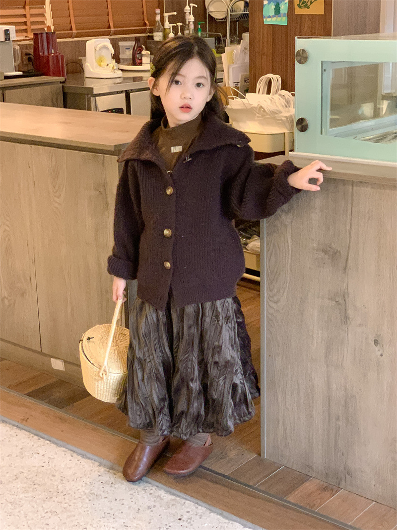 Versão coreana do suéter masculino e feminino 2023 outono/inverno novo cardigan de malha grossa infantil estiloso para bebês_voghion.com