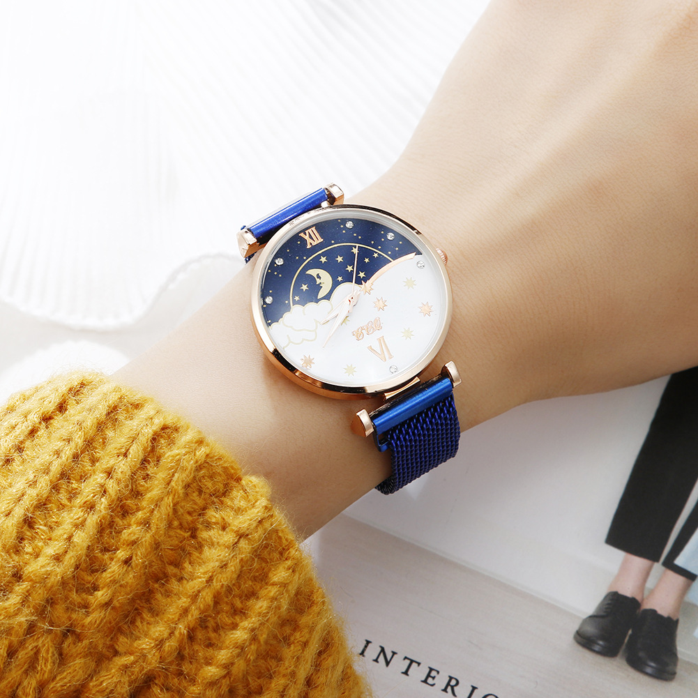 Petite montre à Quartz exquise pour femme, nouvelle tendance, ceinture en maille magnétique, cadran de dessin animé frais, 2024_voghion.com