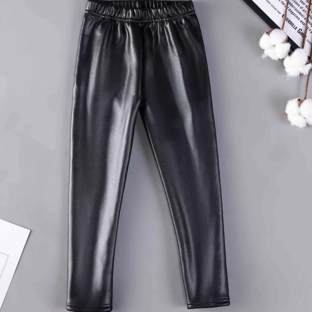 벨벳 없는 블랙