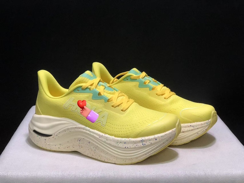 クロスボーダー専用HOKA ONE男女アウトドアスポーツランニングシューズSKYWARD X緩衝通気防止|undefined