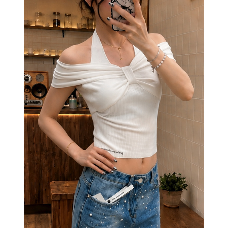 Shenzhen Nanyou Source Factory Pure Desire Style Halter Neck Bow Knitted Top with a High-End Feel, Waist-Cinching, Slimming, and Elegant for Women