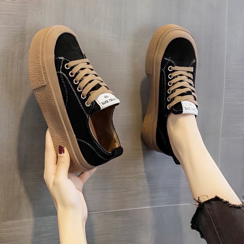 2026 Spring New Niche Design Canvas Shoes for Female Students, Trendy and Versatile Hong Kong Style Casual White Shoes
