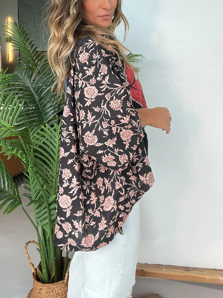 218g Weight Long Sleeve Sleeve Length Pullovers Placket Type Polyester Fabric Type Long Top Length T-shirt Tops Type Daily Occasion Round Neck Neckline Loose Fit Type Animal, Vocabulary Words/Name, Flower, Mushroom, Skull Pattern Summer Season Women's Gender Casual Style Wholesale Women's Polyester Casual Animal Vocabulary Words/Name Flower Long Sleeve T-Shirts 21