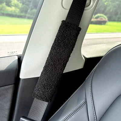 Seat belt shoulder pad, Belt Shoulder Pad Car Interior - lambswool-shoulder-pads-black