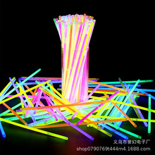 桶装荧光棒演唱会户外儿童夜光舞发光棒一次性七彩荧光棒玩具批发