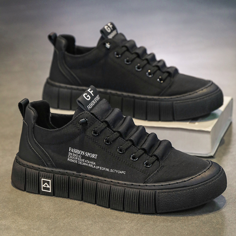 2025 nuevos zapatos de lona para hombres de verano transpirables zapatos de skate casuales de un pie zapatos de seda de hielo zapatos de liberación de la marea image 3