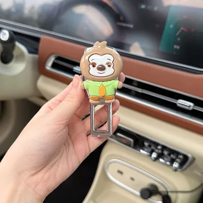 Accessories, Seat belt shoulder pad - sloth-lightning