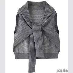 秋冬新款针织披肩女时尚设计感系带围巾外搭护肩斗篷毛衣马甲