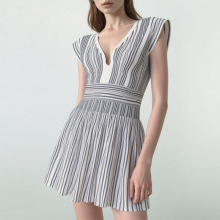 2025跨境外贸黑白撞色无袖针织裙V领竖条纹背心裙收腰气质连衣裙