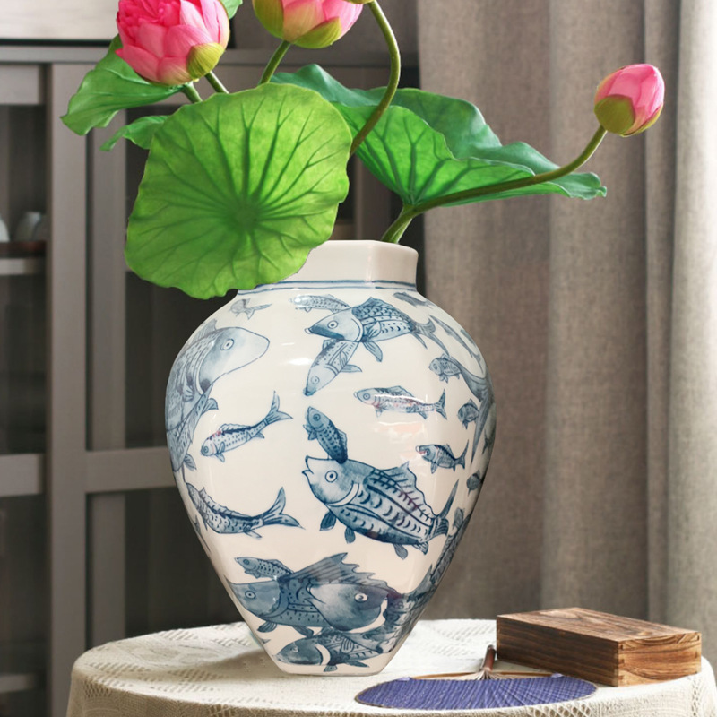Blue and white porcelain vase dining table decoration new Chinese…