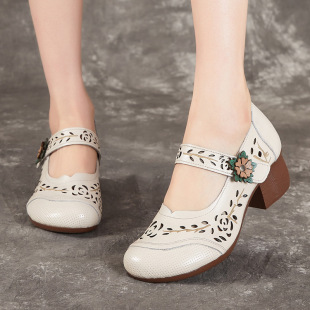 Retro Women's Shoes 2024 New Spring Clogs First Layer Cowhide Middle-Aged Mother Soft-Soled Sandals Women's Outer Wear Wholesale