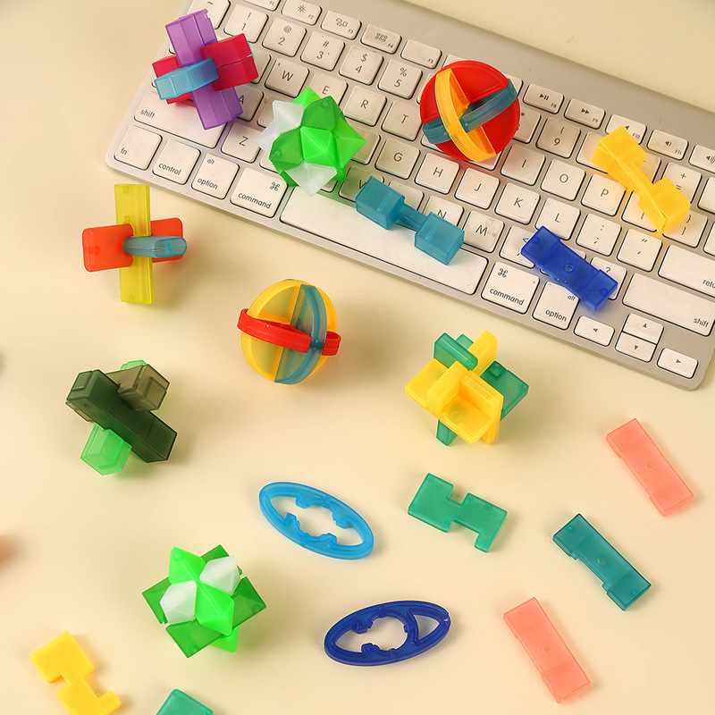 子供の知的解消リングほぞ穴ビルディングブロック透明ガラスルーバンロック孔明ロックロック解除教育玩具組み立て卸売|undefined