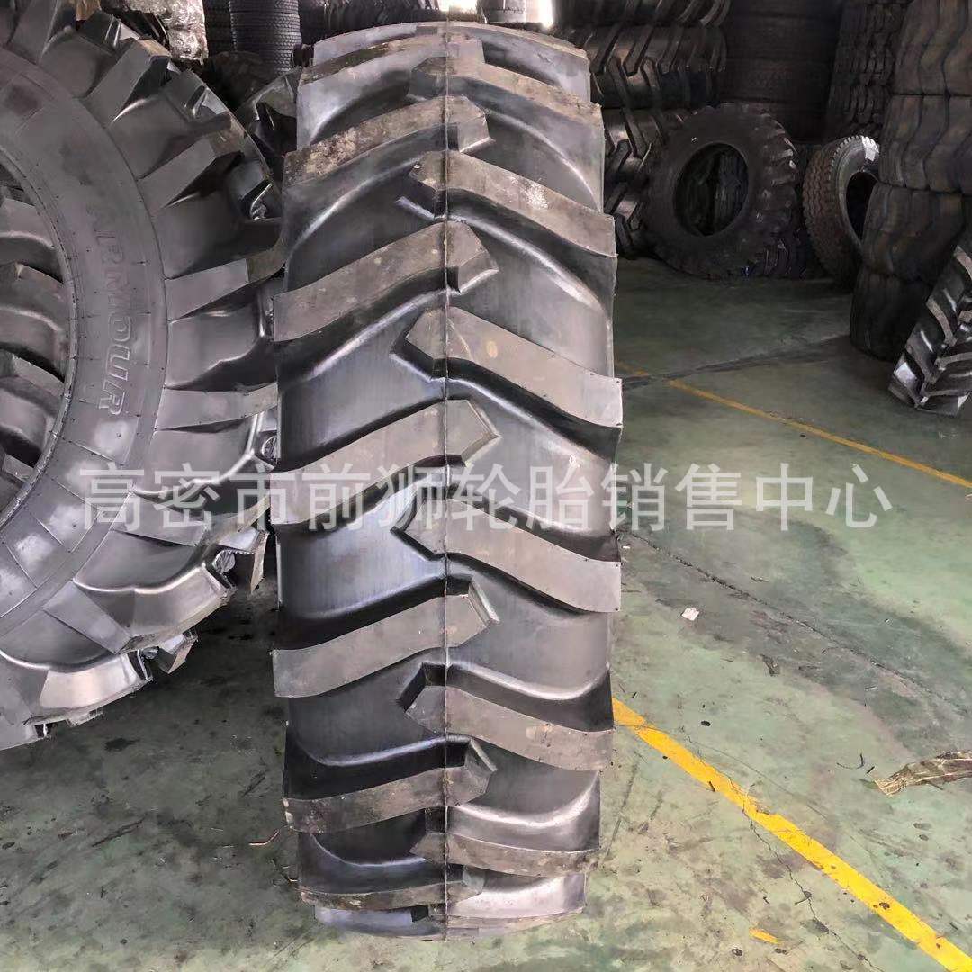 东方红拖拉机后轮人字轮胎12/13.6/14.9/16.9/18.4/20.8-30 34 38