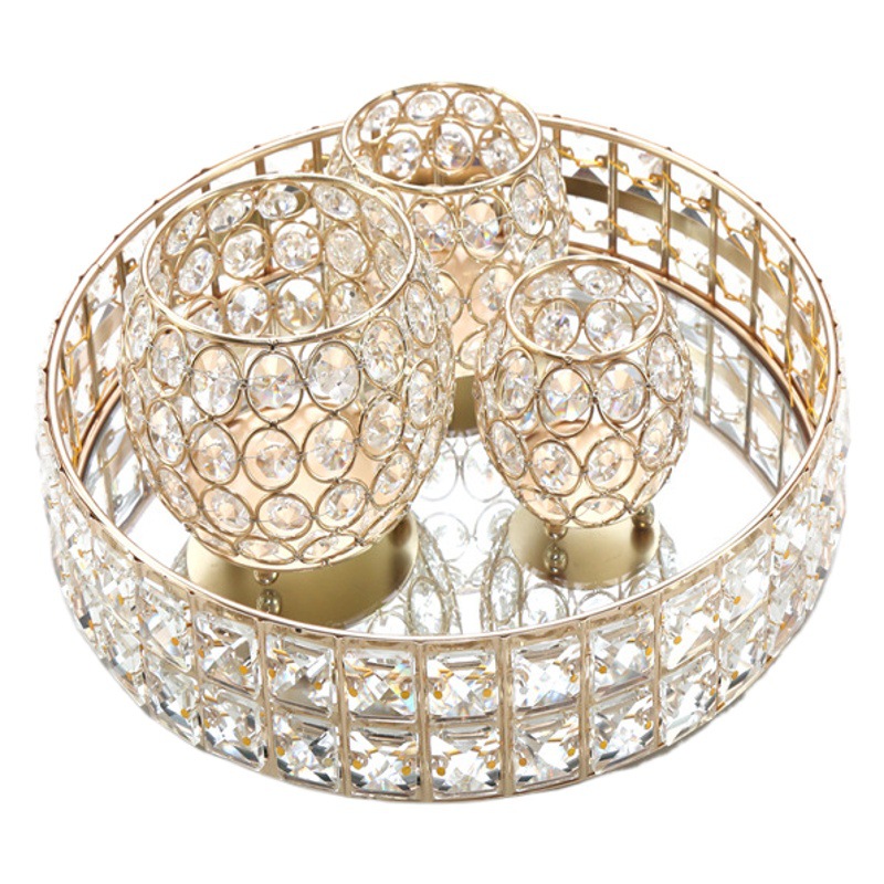 Ins abierto retro pequeño candelabro estilo europeo antiguo a la luz de las velas mesa de comedor en casa decoración del dormitorio accesorios de la foto