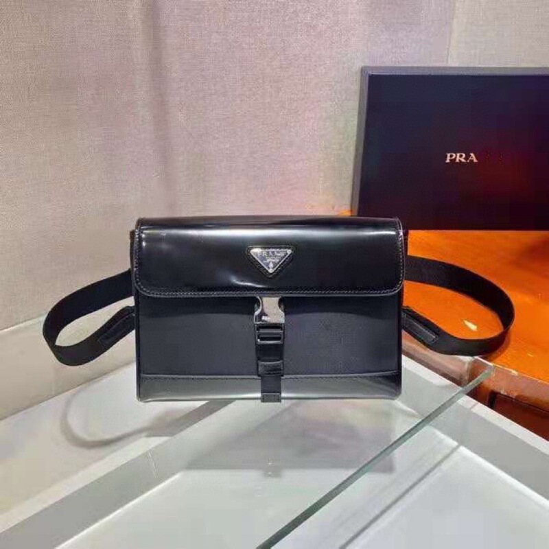 P nylon mobile phone bag cover bag unisex triangle crossbody bag waist bag chest bag messenger bag 2VD044