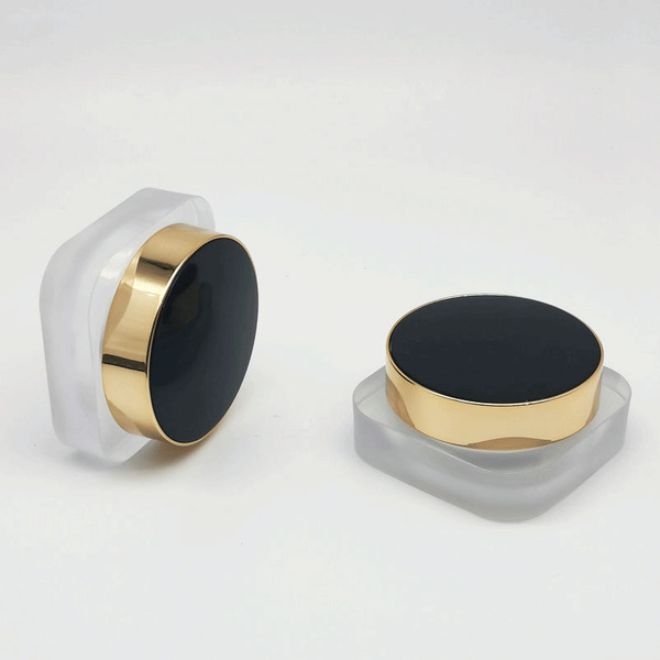 Square loose powder